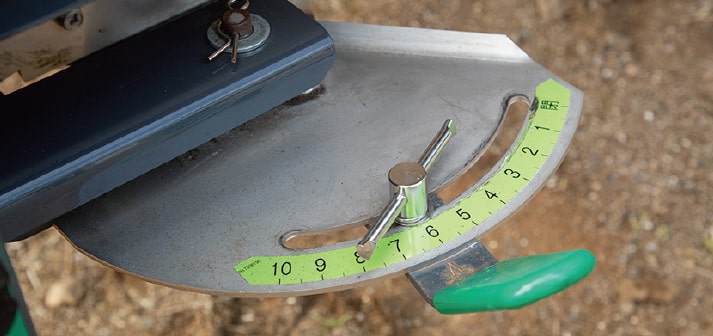 シャッター調整レバーのアップ